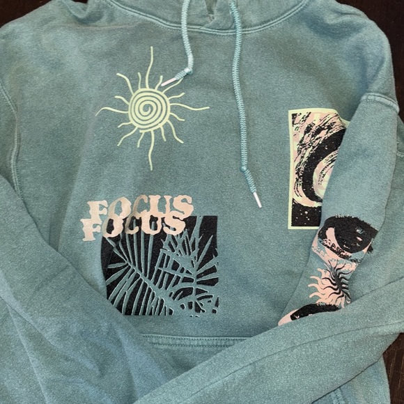 Urban Outfitters hoodie - Picture 2 of 5